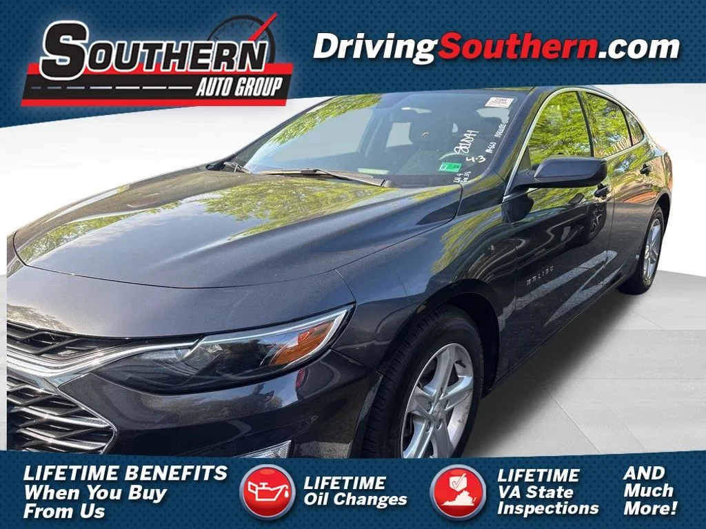 Used 2023 Gray Chevrolet LT image 1