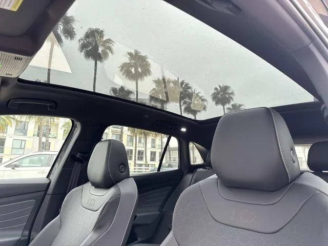 2025 Volkswagen ID.4 PRO S - Photo 15