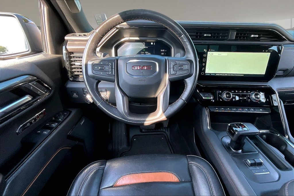 Used 2022 ONYX BLACK GMC AT4 image 5