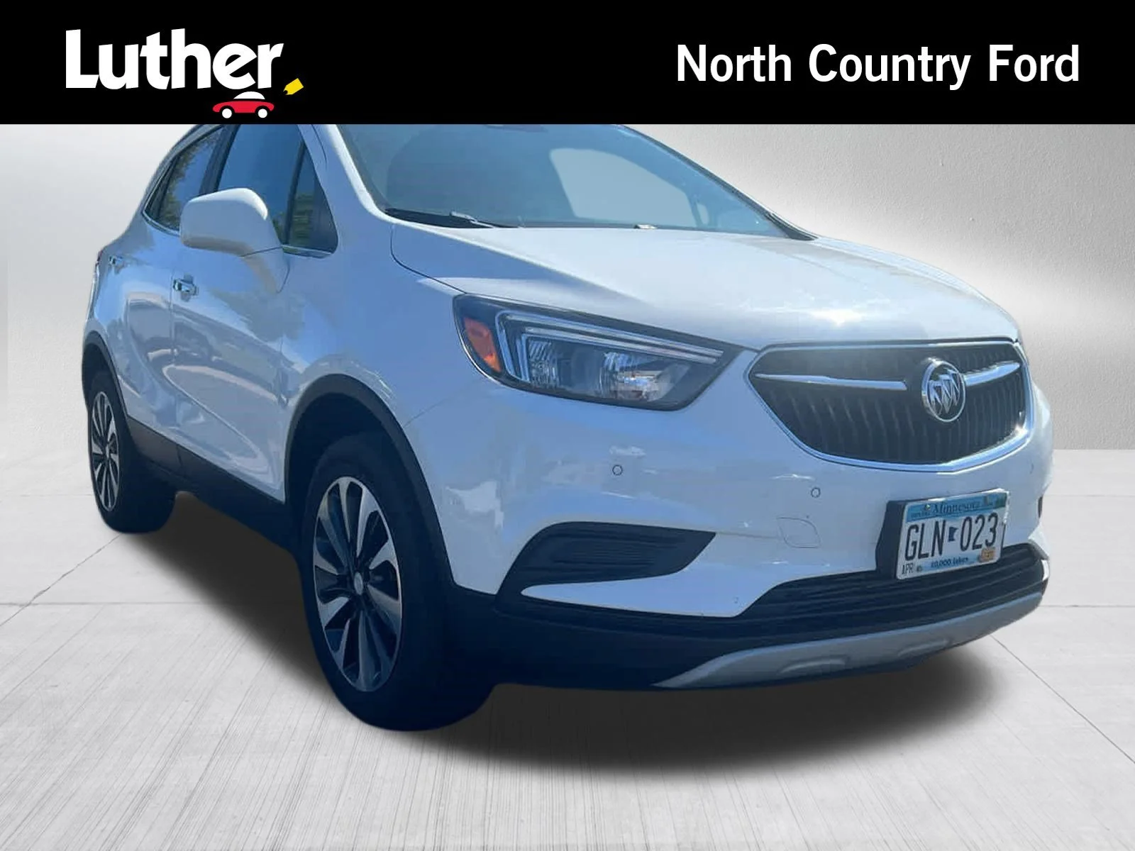 Used 2021 Summit White Buick Preferred image 1