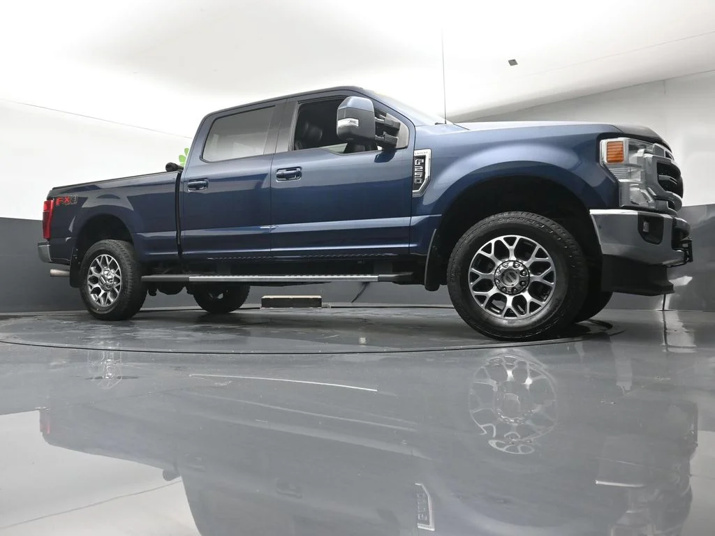 Certified Used 2020 Blue Ford Lariat image 27