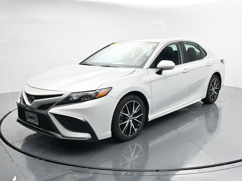 Used 2023 White Toyota SE image 4