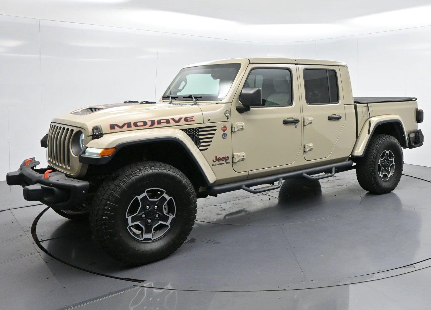Used 2022 Limited Edition Gobi Clearcoat Jeep Mojave image 3