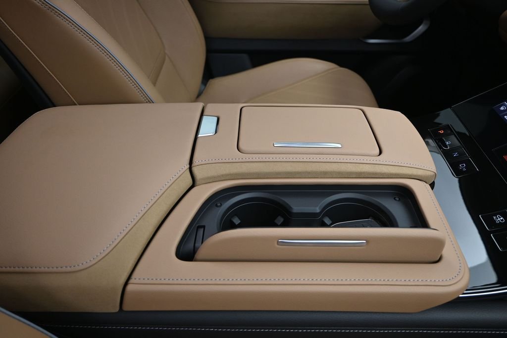 New 2026 BLACK OBSIDIAN INFINITI Luxe 4WD image 28