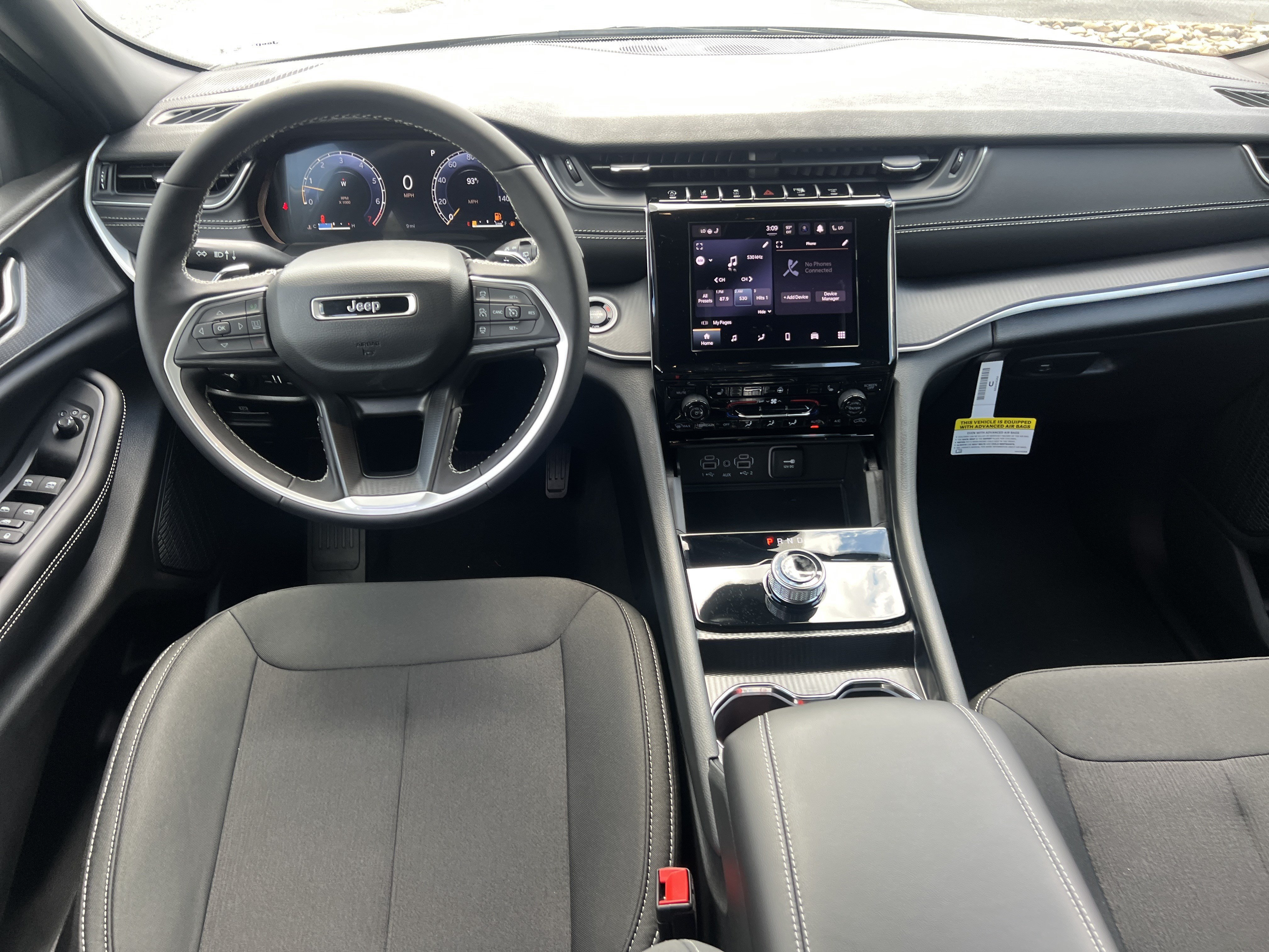 New 2026 Silver Zynith Jeep Laredo X image 22