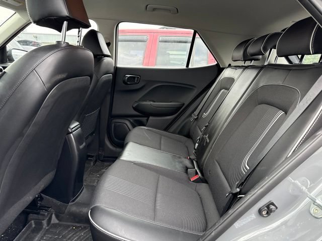 Used 2022 Galactic Gray Hyundai Limited image 10