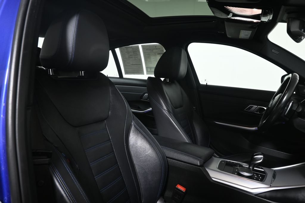 Used 2022 Blue Metallic BMW M340i xDrive image 34
