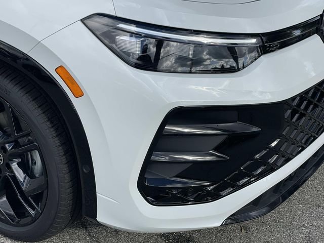 New 2026 White/off-white Volkswagen 2.0T SE R-Line Black image 28