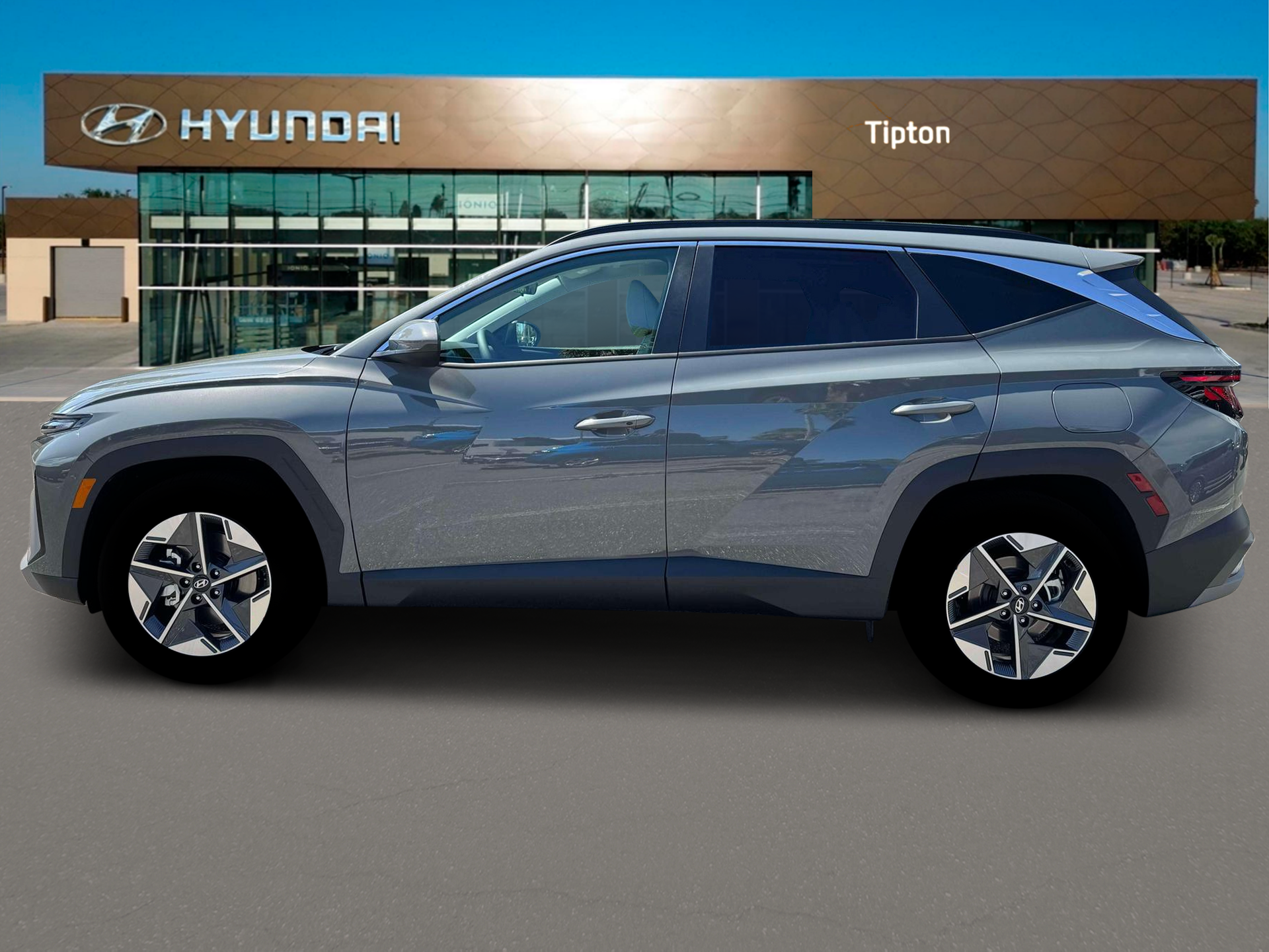 New 2026 Gray Hyundai SEL FWD image 3