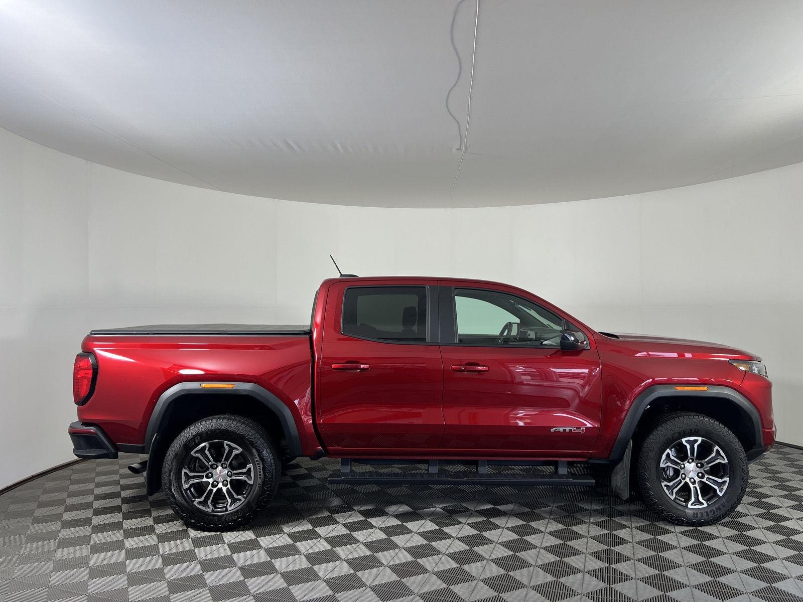 Used 2025 Volcanic Red Tintcoat GMC 4WD AT4 image 27