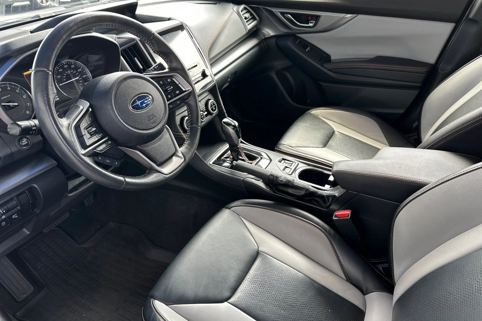 Used 2022 Gray Subaru Limited image 13