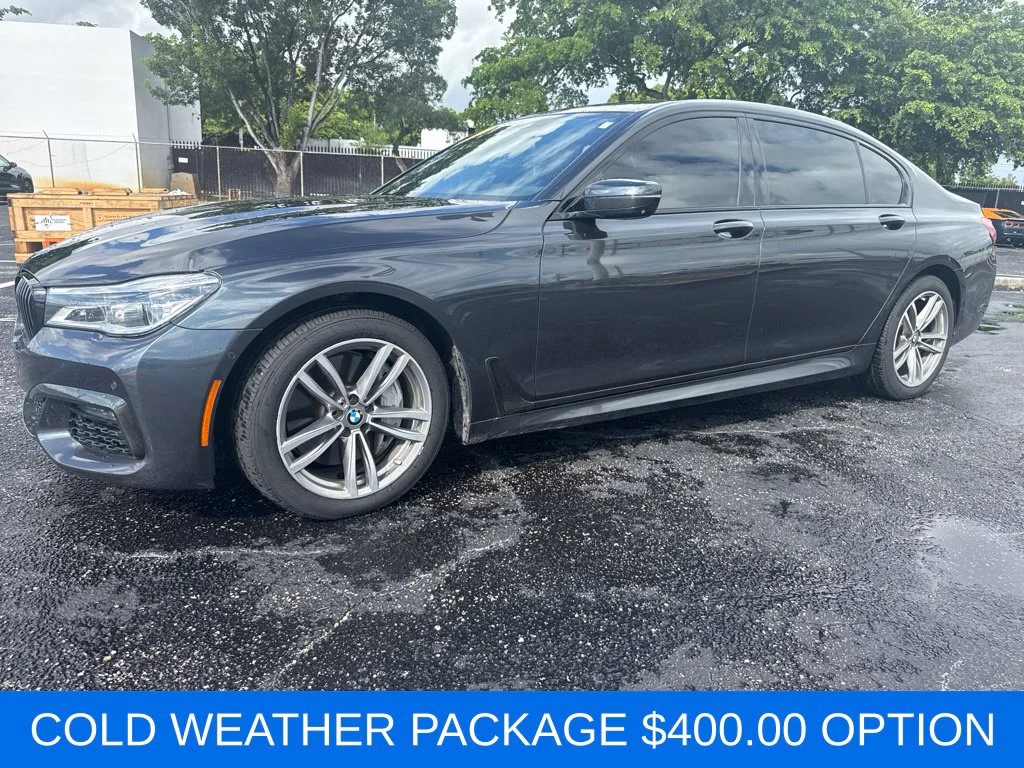 Used 2019 Gray BMW 750i xDrive image 6