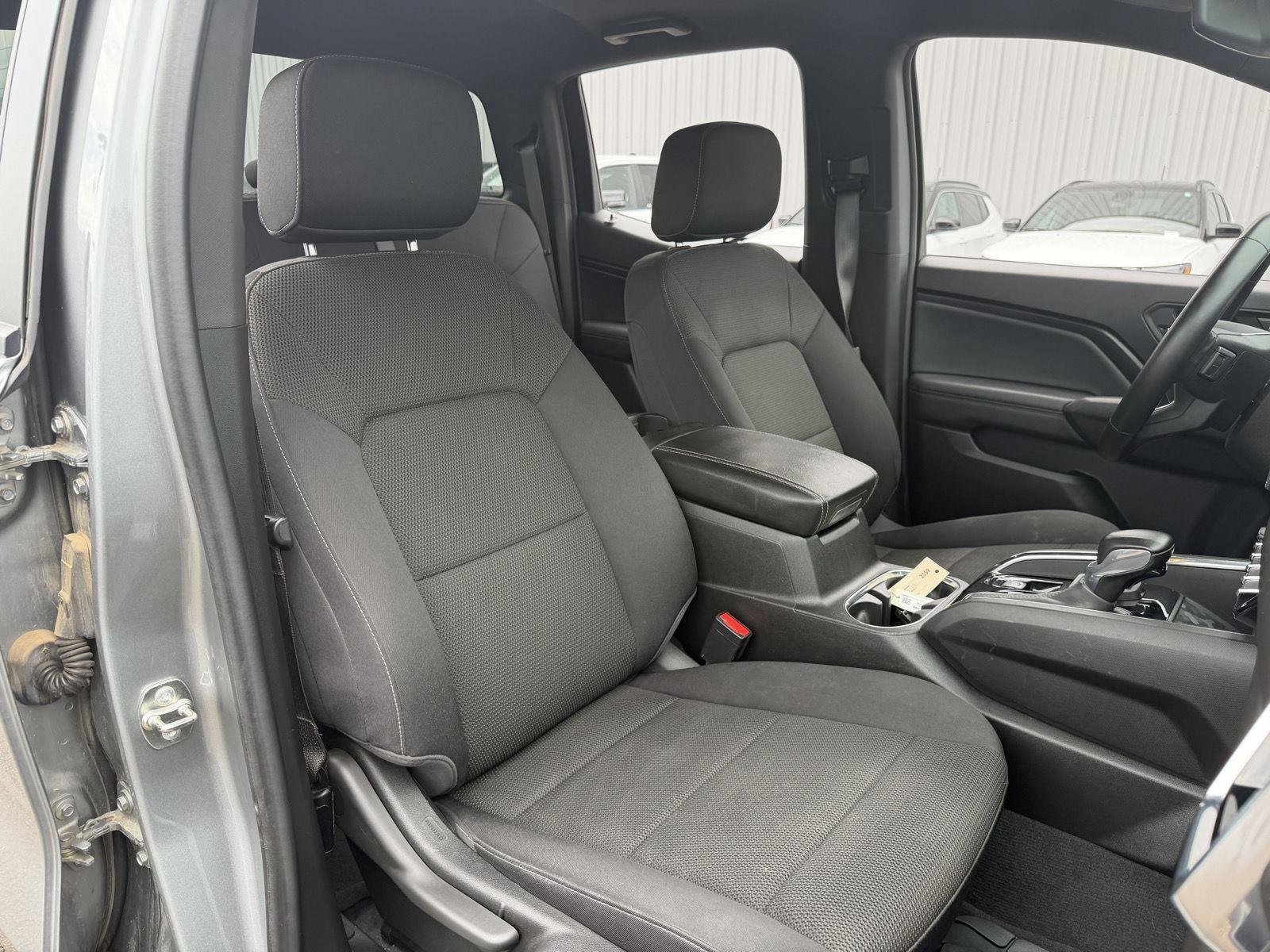 Used 2024 Summit White GMC 2WD Elevation image 20