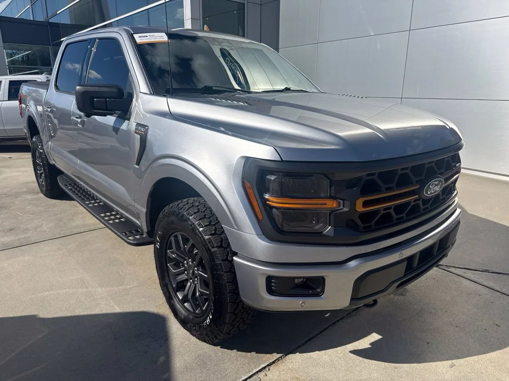 Used 2026 Iconic Silver Metallic Ford Tremor image 1