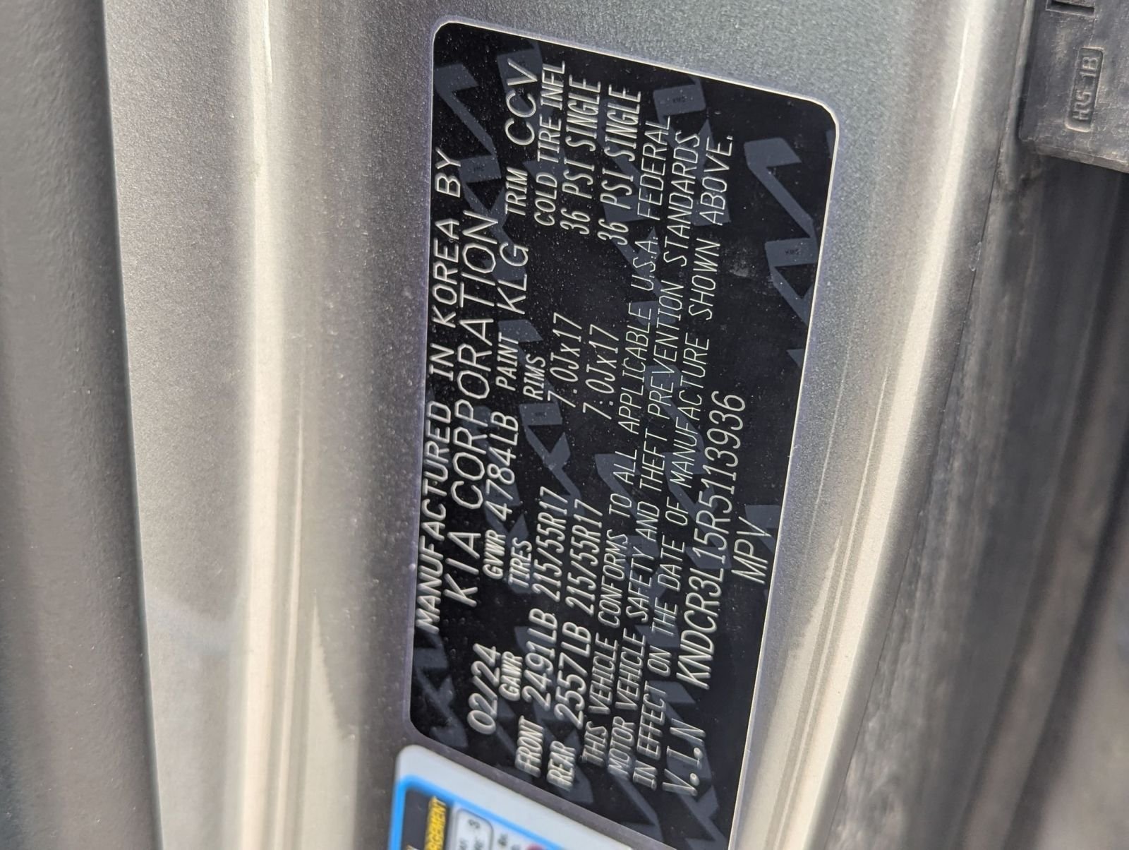 Used 2024 Gray Kia Wind image 28