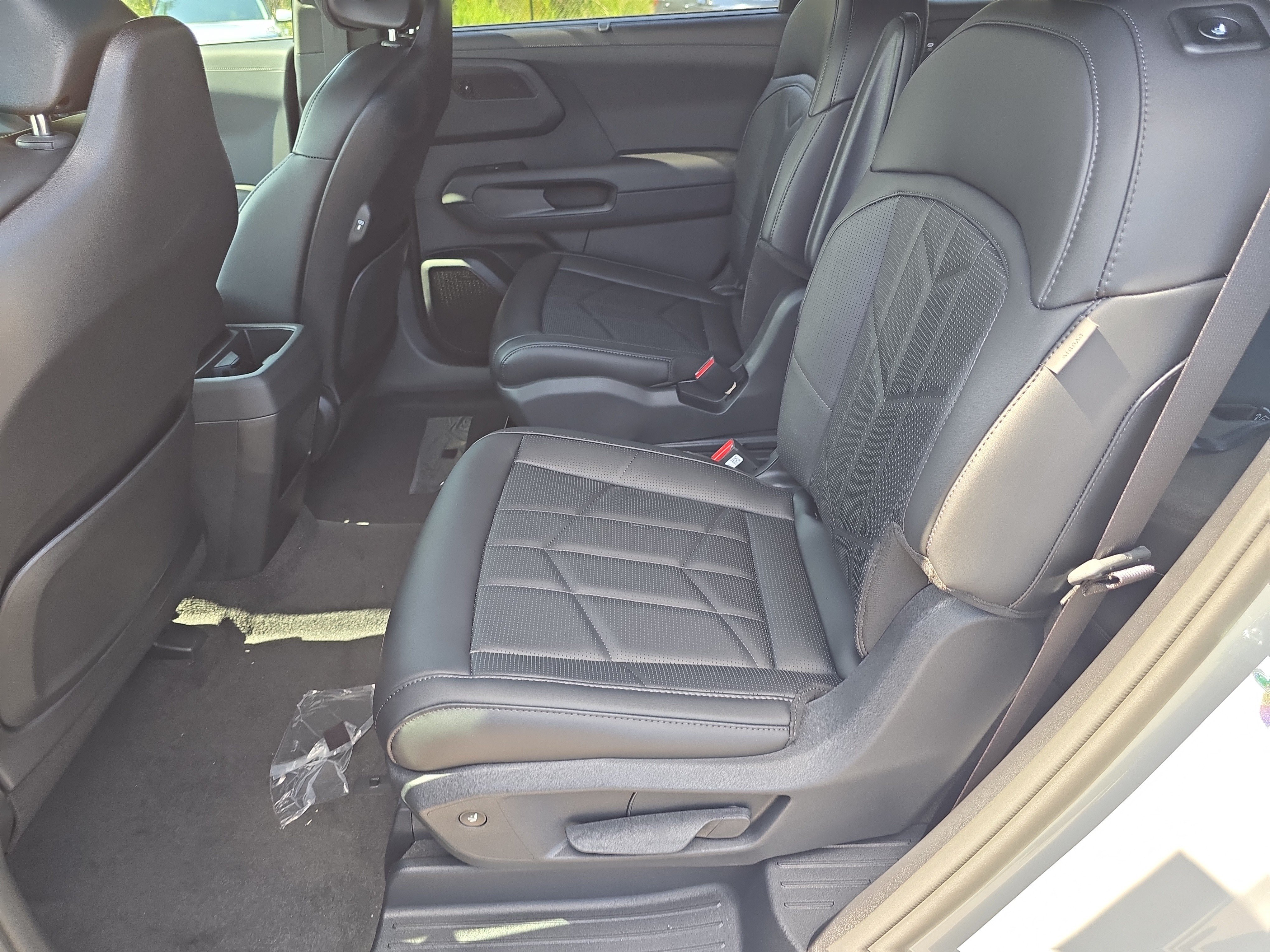 New 2027 Wolf Gray Kia X-PRO SX image 17
