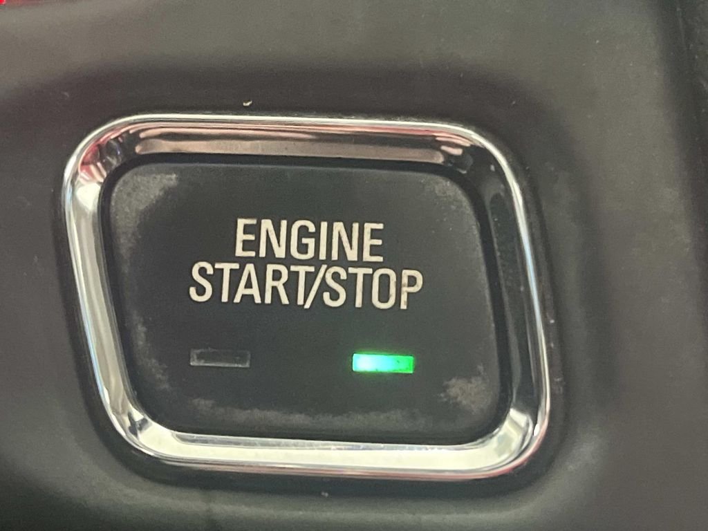 2022 GMC Acadia Denali - Photo 26