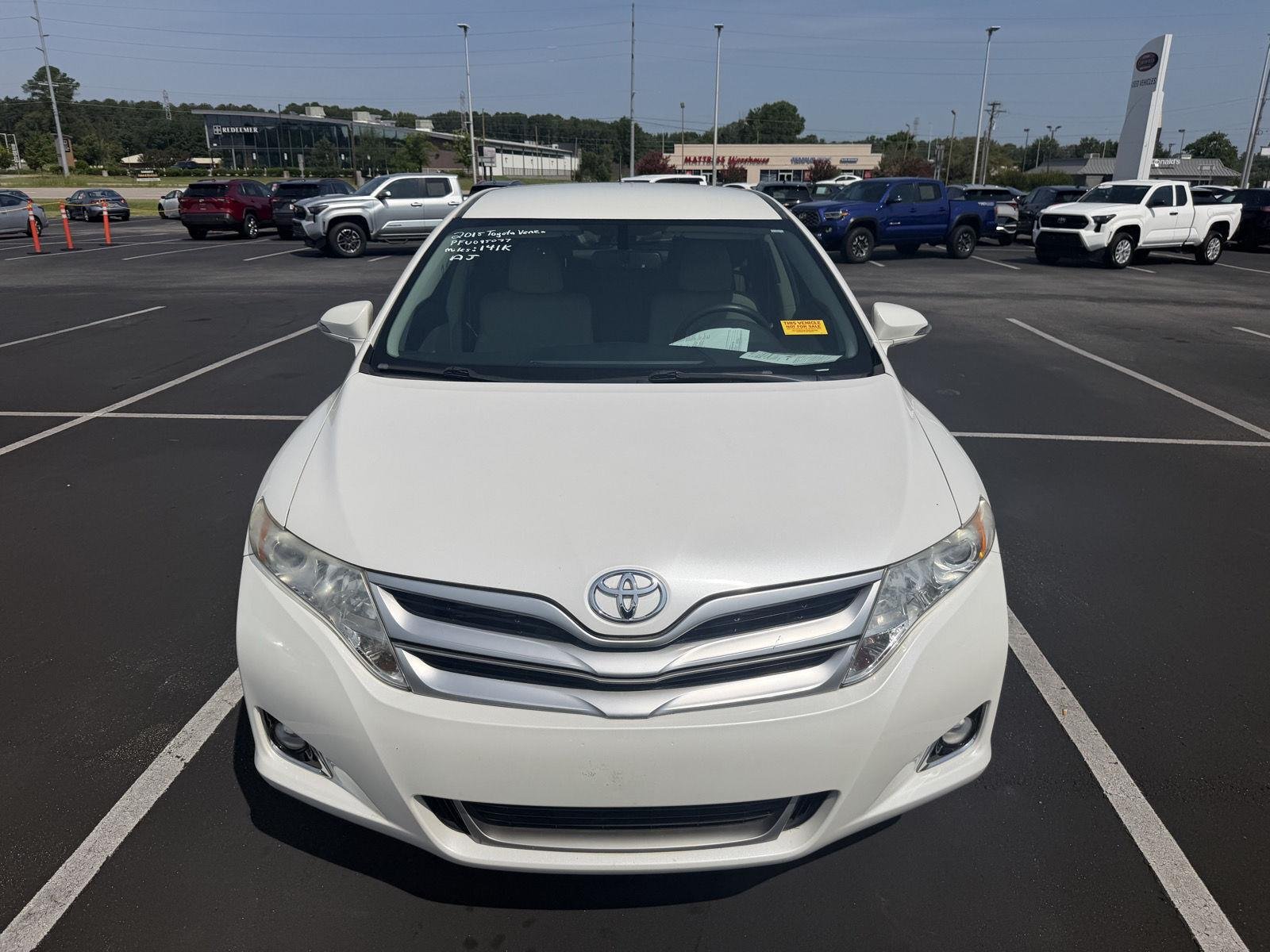 Used 2015 Blizzard Pearl Toyota LE image 14