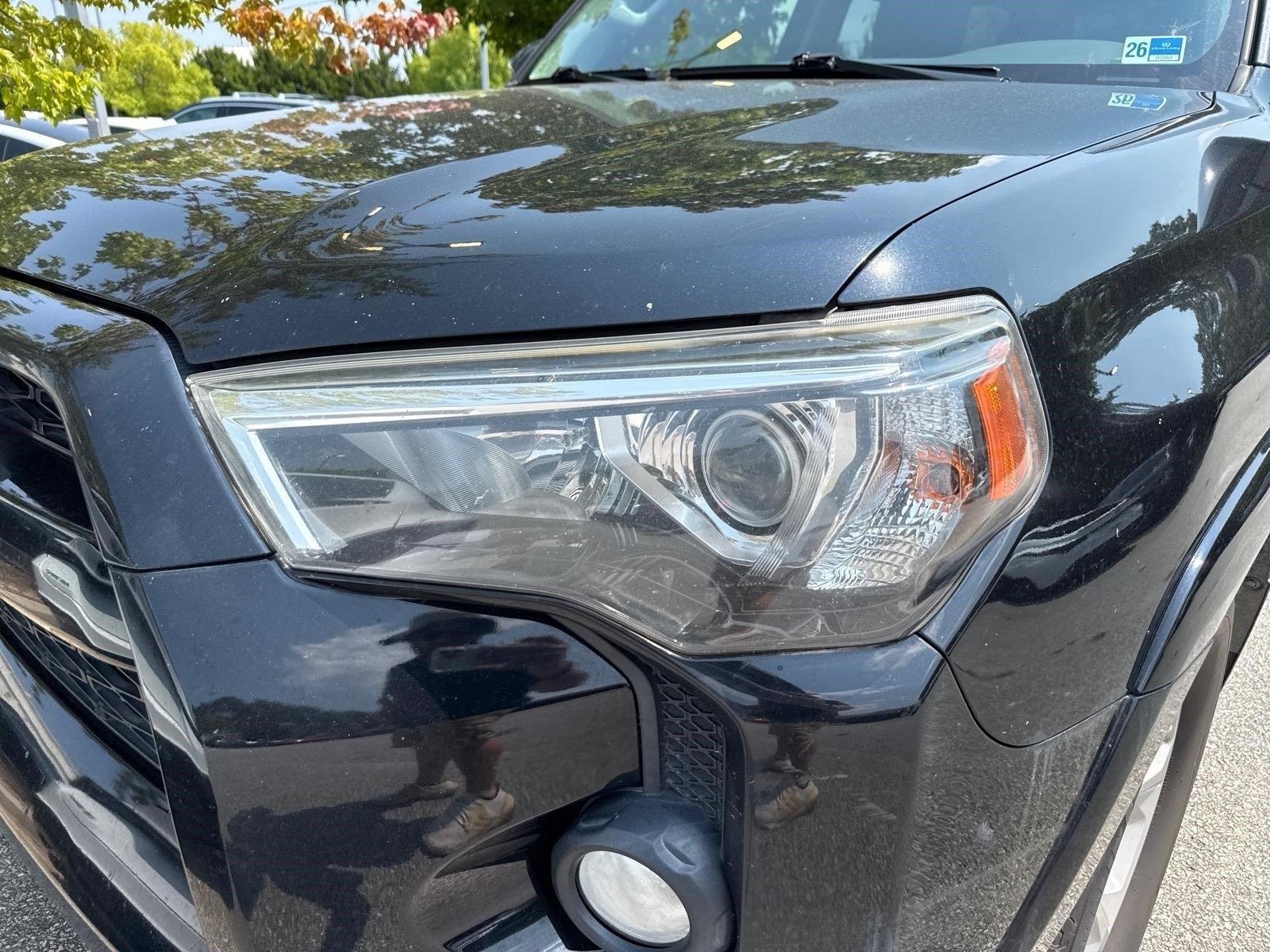 Used 2019 Midnight Black Metallic Toyota SR5 image 25