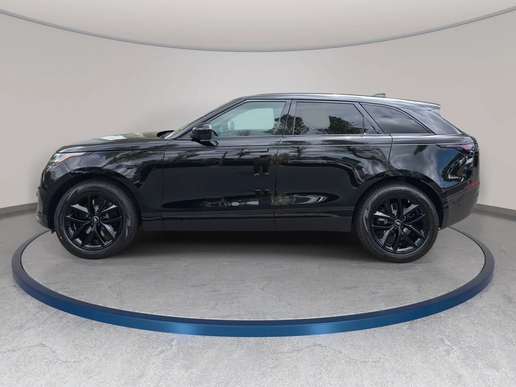 New 2026 Santorini Black LAND ROVER S image 8