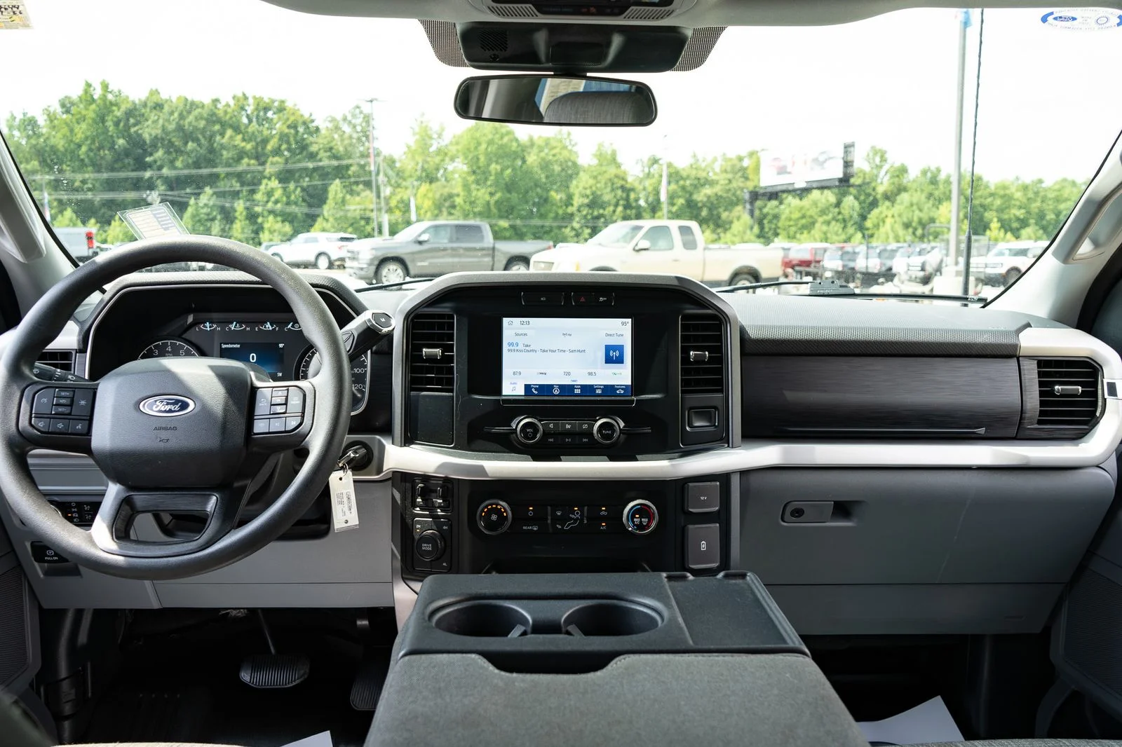 Used 2023  Ford XLT image 19