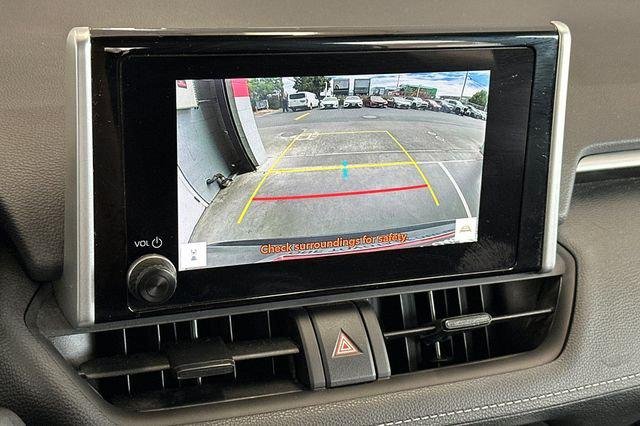 Certified Used 2024 MAGNETIC GRAY MET. Toyota  image 24