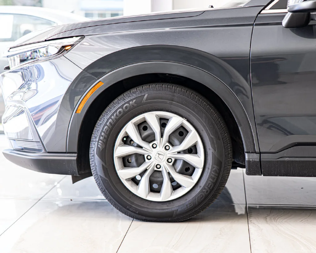 Used 2025 Gray Honda LX image 8