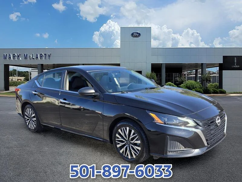 Used 2024 Super Black NISSAN 2.5 SV SEDAN image 7