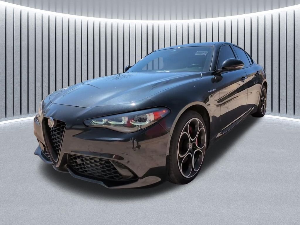 Used 2024 Black Alfa Romeo Veloce image 17