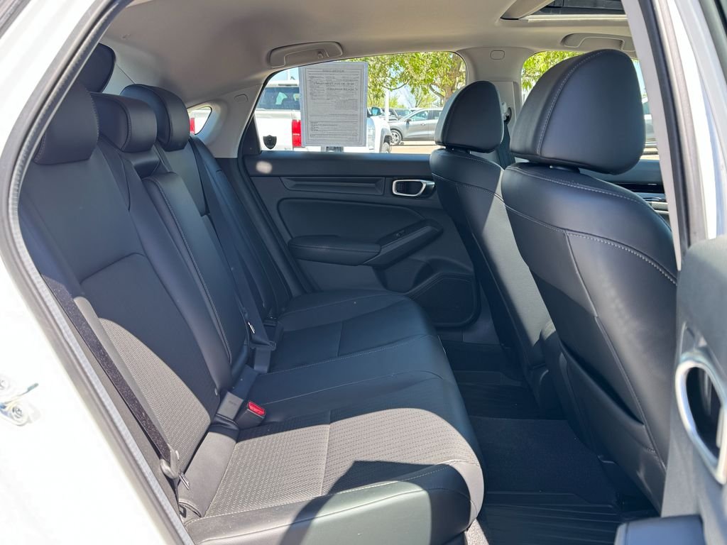 2024 Honda Civic Hatchback EX-L - Photo 9
