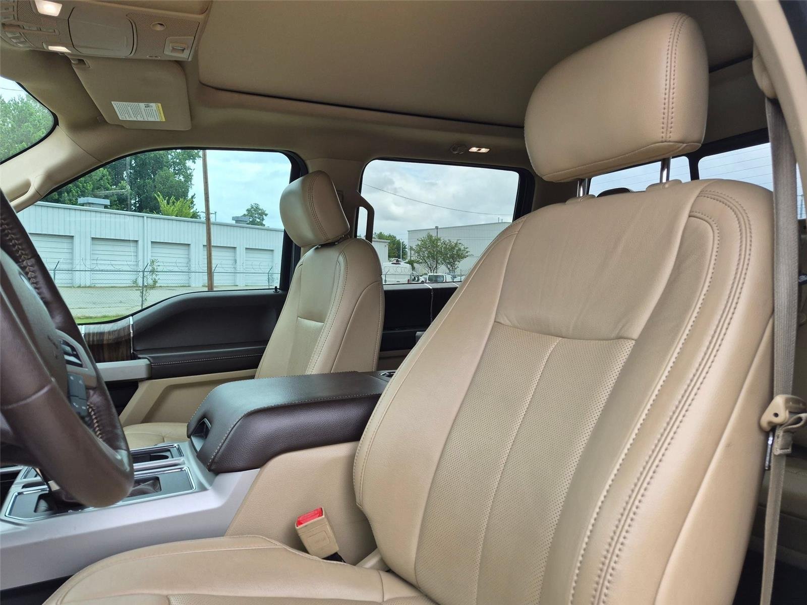 Used 2019 Ingot Silver Metallic Ford LARIAT image 13