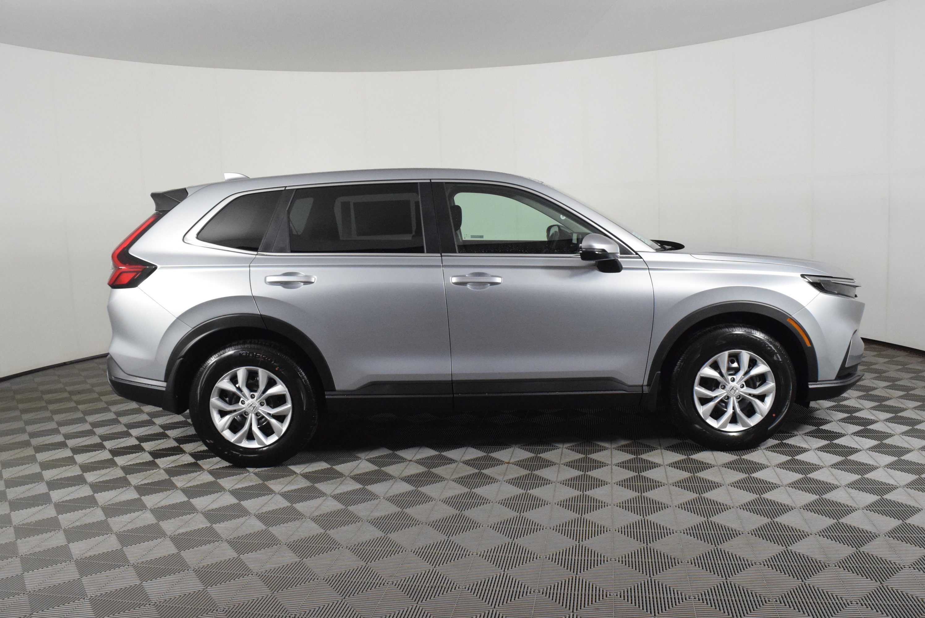 New 2026 Solar Silver Metallic Honda LX image 5