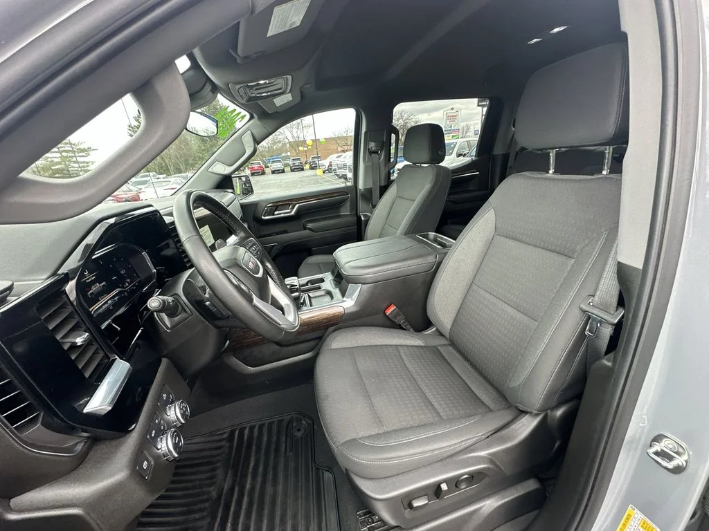 Certified Used 2024 Gray GMC Elevation image 16