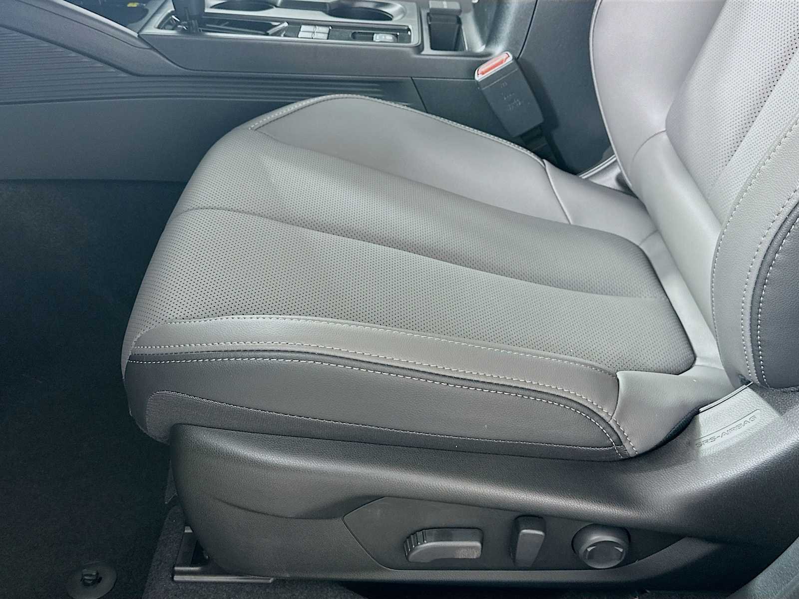 New 2026 MAGNETITE GRAY METALLIC Subaru Limited image 18