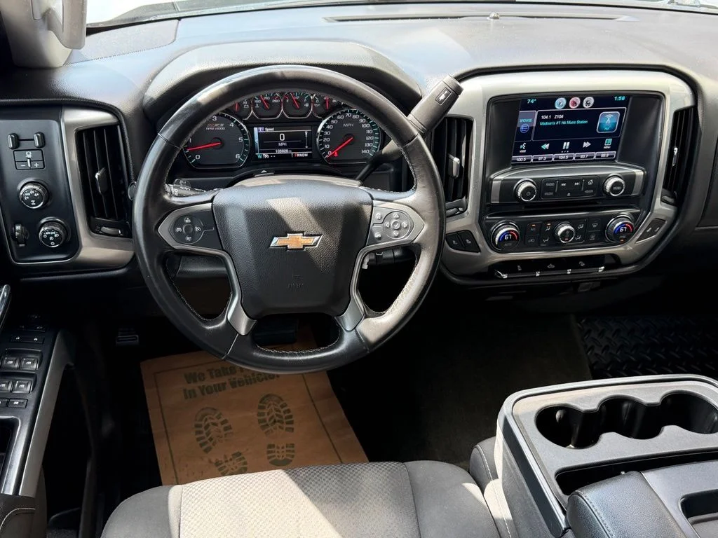 Used 2015 Silver Chevrolet LT image 15