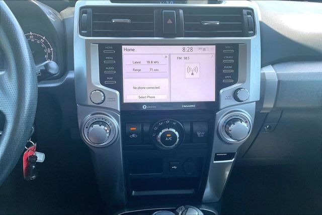 Used 2020 Silver Toyota SR5 image 29