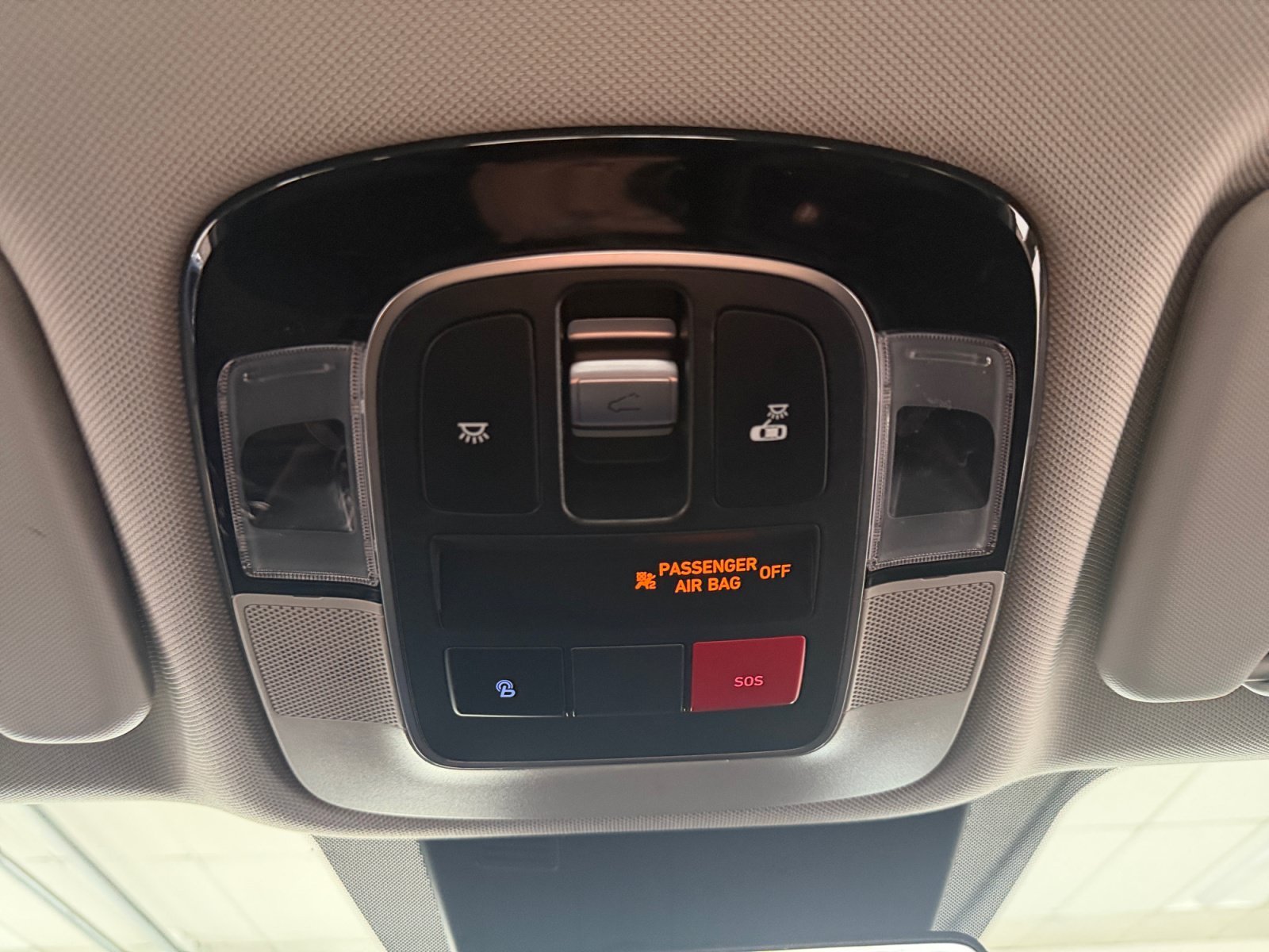 Used 2023 Portofino Gray Hyundai SEL image 28