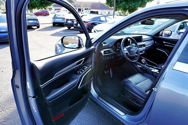 Used 2022 Silver Kia SX image 39