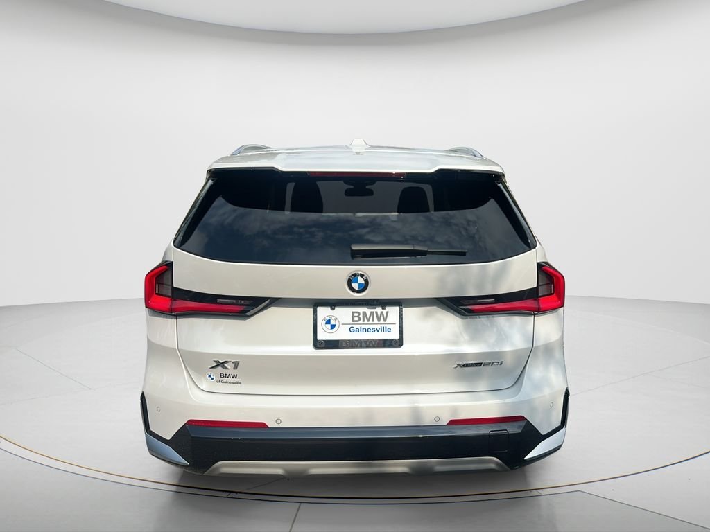 2026 BMW X1 28i - Photo 6