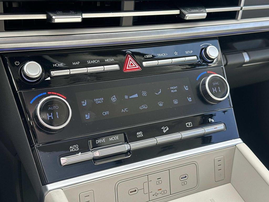 New 2026 Silver Hyundai Calligraphy image 24