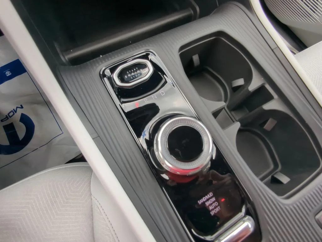 2026 Jeep Cherokee Laredo - Photo 26
