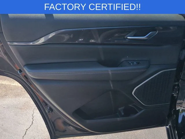 Used 2021 Black Jeep Altitude image 27