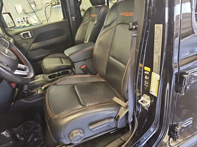 Used 2022 Black Jeep Mojave image 15