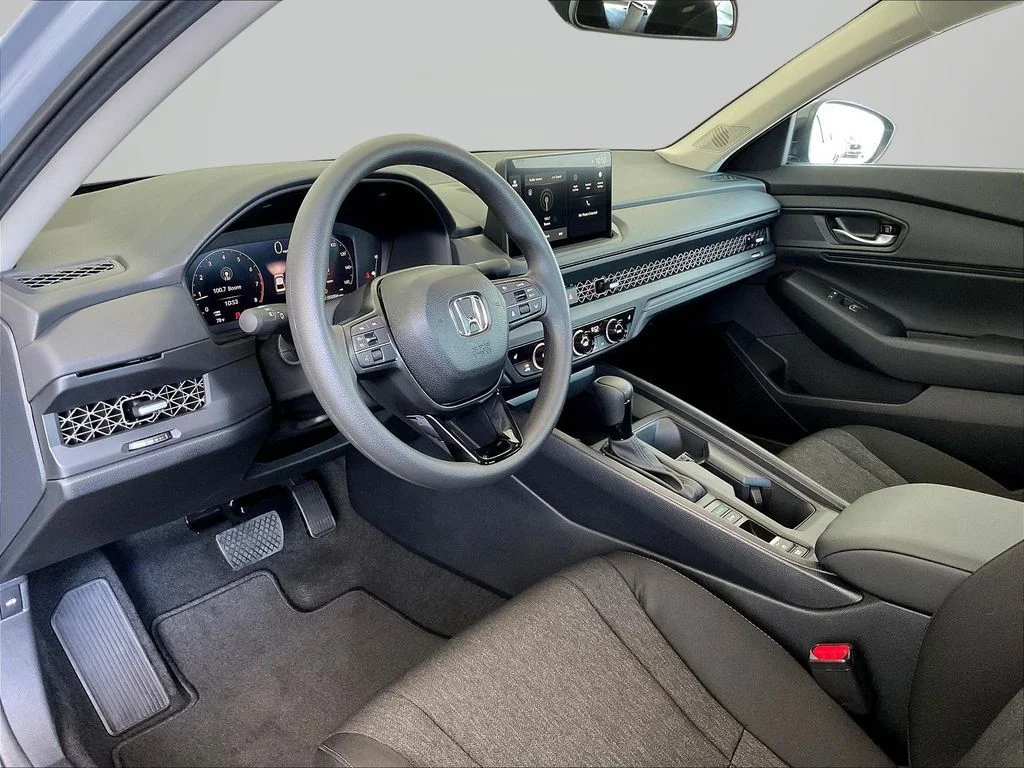 New 2026 Urban Gray Pearl Honda SE image 19