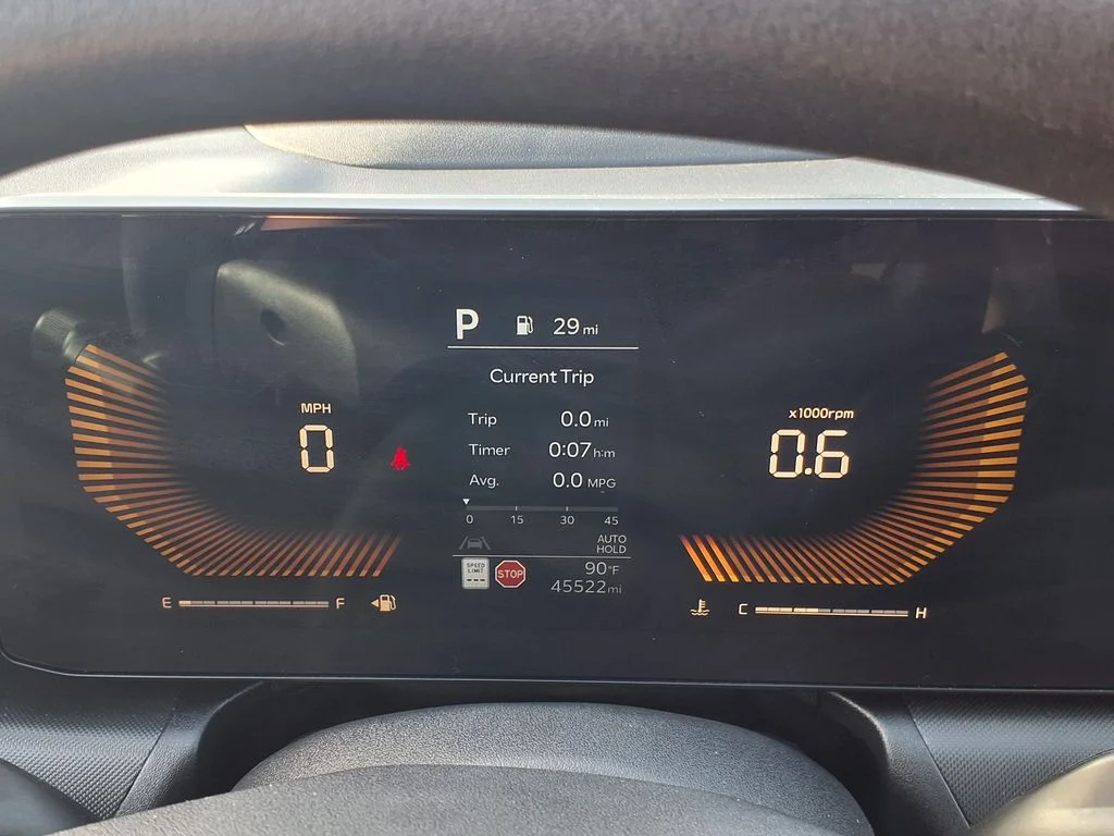 Used 2025 White Kia LXS image 42