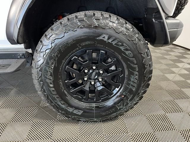 Used 2023 White Ford Raptor image 11