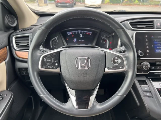 Used 2019 Platinum White Pearl Honda Touring image 18