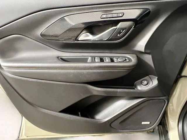 Used 2023 Beige GMC AT4 image 33