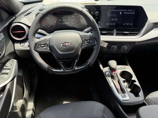 2026 Chevrolet Trax RS - Photo 9
