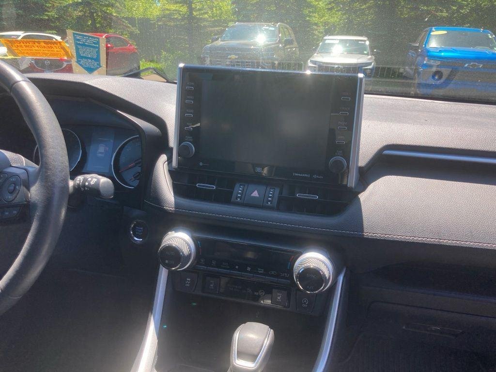 Used 2022 Magnetic Gray Metallic Toyota XLE Premium image 10